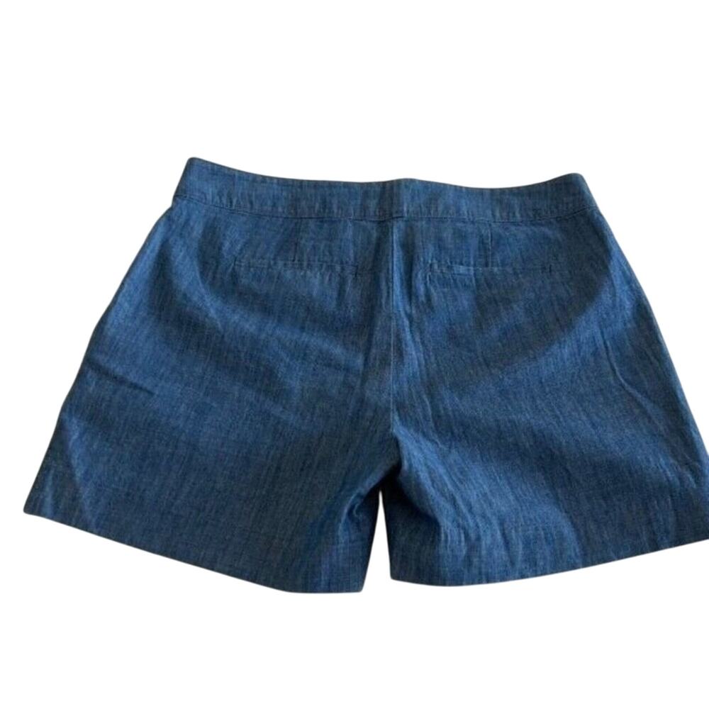ISAAC MIZRAHI Shorts Women's Blue Mid Rise Size 8 Cotton Button Design Pockets - Picture 2 of 8